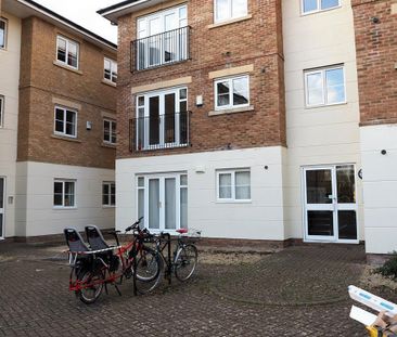 2 bedroom flat to rent - Photo 6