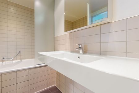 Ruhige Wohlfühloase mit modernem Ausbau sucht Nachmieter! - Photo 3