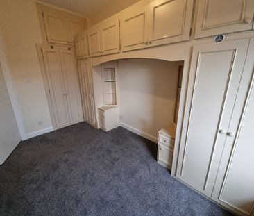 2 Bed Flat, Kenmure Street, G41 - Photo 3