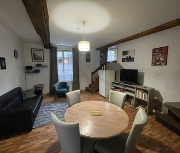 Location Appartement 2 pièces 52m² - Photo 2