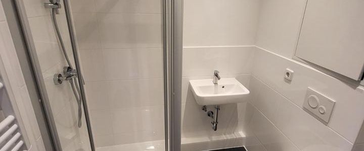 ++Vermiete sanierte 1 Zimmer Wohnung in Freiberg mit Balkon (507)++ - Photo 1