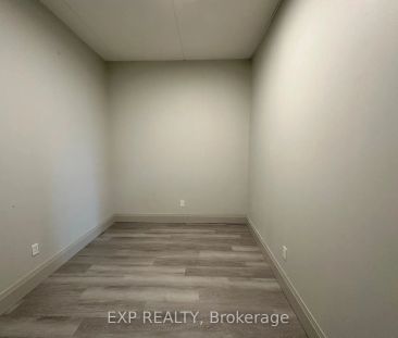 Condo Townhouse For Lease | S8155360 - Photo 4