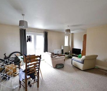 Robins Crescent, Witham St. Hughs, Lincoln, LN6 - Photo 2