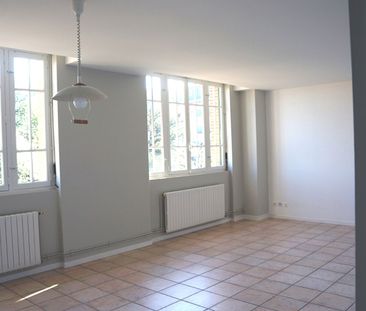 Location Appartement 3 pièces 80m² - Photo 4