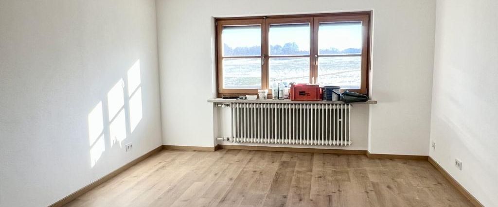 Erstbezug nach Umbau! Großzügige 3,5-Zimmer-Wohnung mit Südost-Balkon. - Foto 1
