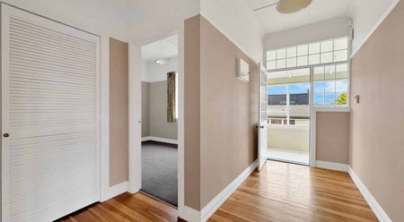 THREE BEDROOMS - Photo 5