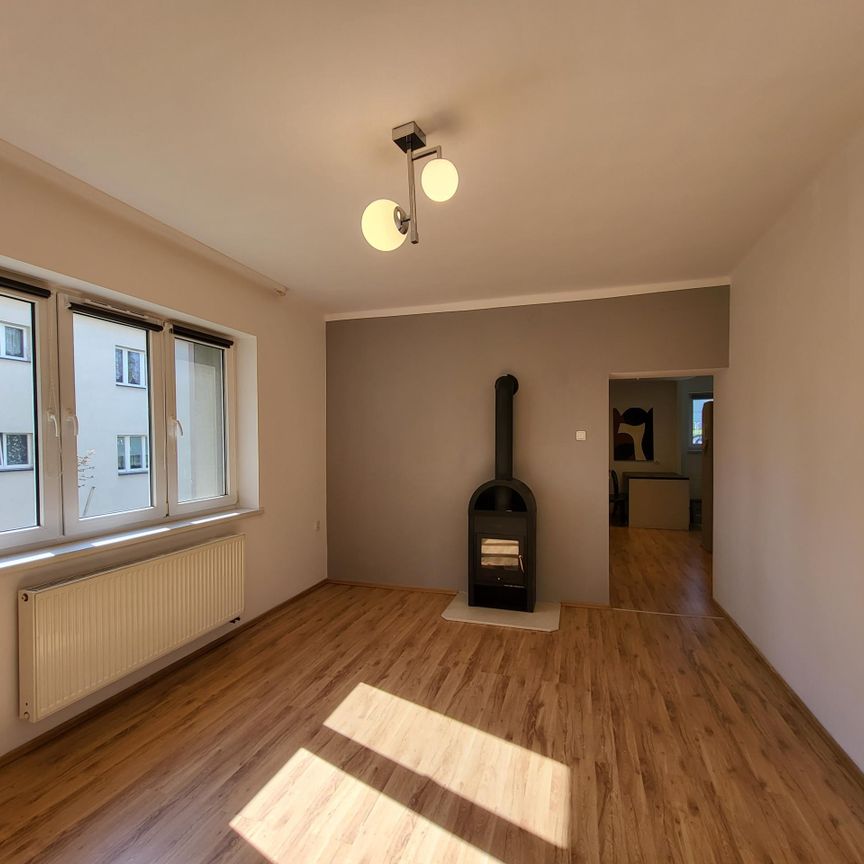 Rezerwacja,M3 w Centrum z miejscem postojowym! - Photo 1