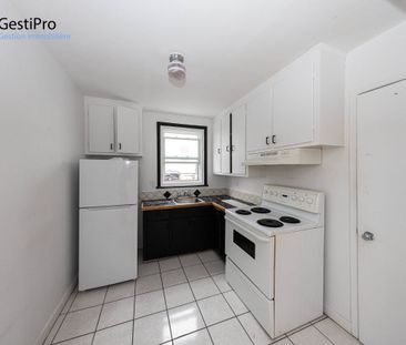 630 Chouinard - Photo 4