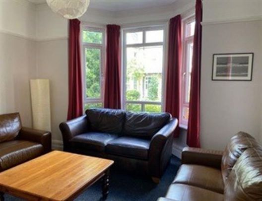 7 Bedroom Semi Detached To Let - Photo 1