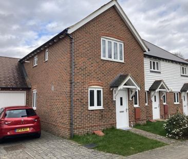3 bedroom terraced house to rent - Photo 1