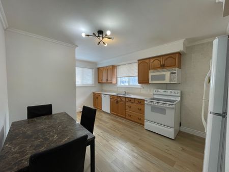 For Lease - 431 O'Connell Road Unit# UPPER, Peterborough, Ontario - Photo 4