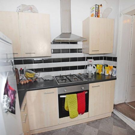 Seaford Road, Salford - Photo 3