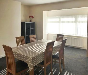 3 bedroom terraced house to rent - Photo 3