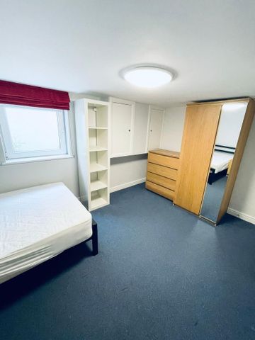 1 bedroom in a house share to rent - Photo 5