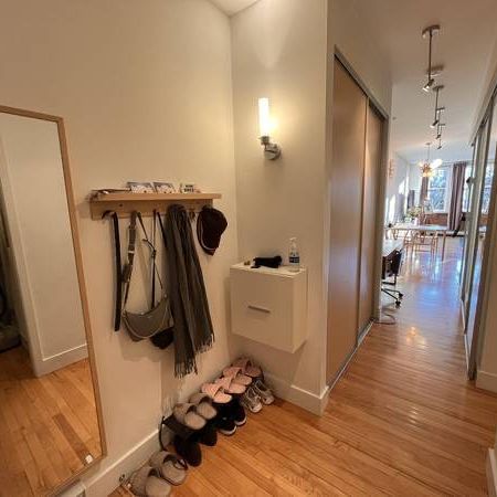 One bedroom loft in Gastown - Photo 4