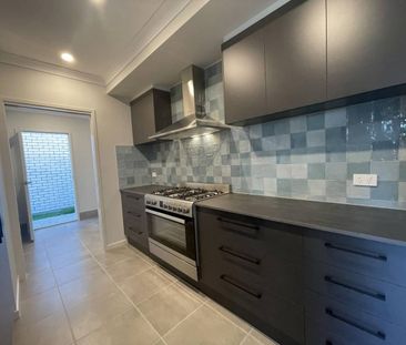 Pallara’s Premier Brand-New Home Privacy, Style & Comfort - Photo 4