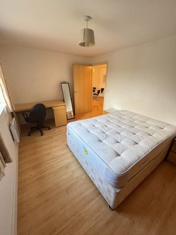 1 Bed Flat, Moss Lane East, M14 - Photo 4