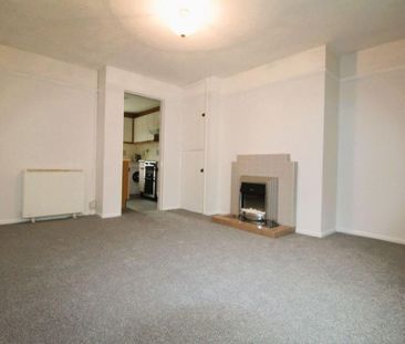 2 bedroom maisonette to rent - Photo 2