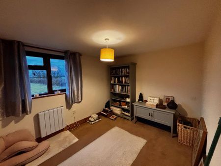 2 bedroom detached bungalow to rent - Photo 3