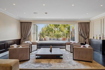 4 bedroom flat to rent - Photo 4