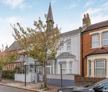3 bedroom terraced house to rent - Photo 5