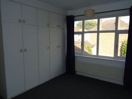 3 bedroom detached house to rent - Photo 5