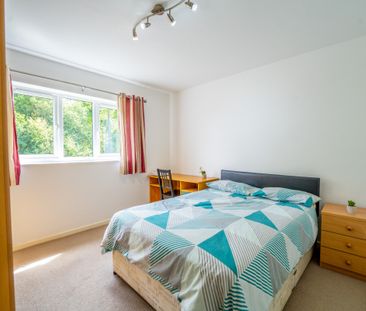 First Floor, 15 Beckside Gardens, Melrosegate - Photo 4