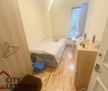 4 Bedroom Flat - Photo 6