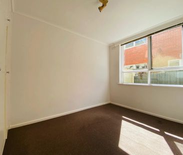 1/23 Balmoral Avenue, Brunswick East VIC 3057 - Apartment For Rent ... - Photo 3