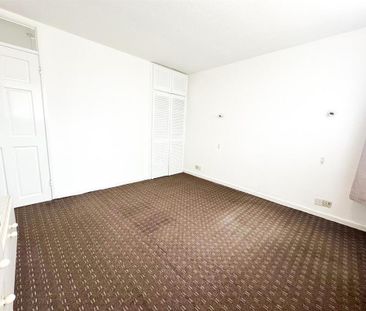 2 bedroom maisonette to rent - Photo 3