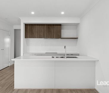 Park yourself here. - Photo 6