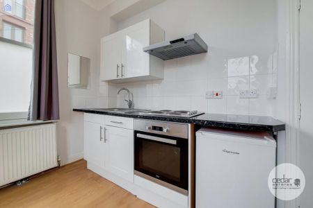 Studio to rent - Photo 2