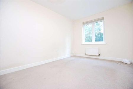 London Road, Guildford, Surrey, GU1 - Photo 3