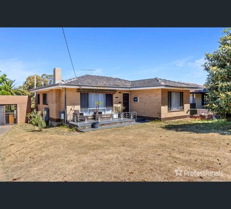 10 Ski Court, Port Kennedy, WA 6172 - Photo 4
