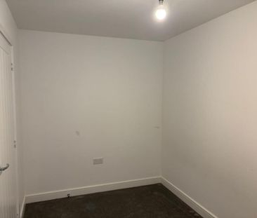 3 bedroom end of terrace house to rent - Photo 6