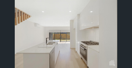 Low Maintenance Living! - Photo 3