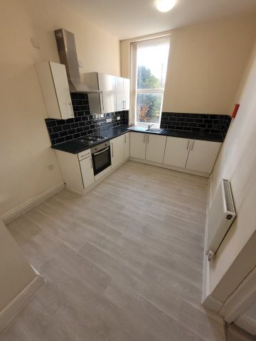 1 Bed Flat, Park Road West, CH43 - Photo 2