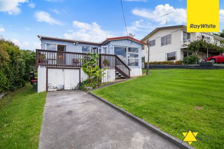 Cozy 2-Bedroom Home in the Heart of Stanmore Bay - Photo 5