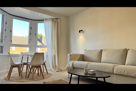 3 Bed Flat, Scotstoun, G14 - Photo 4