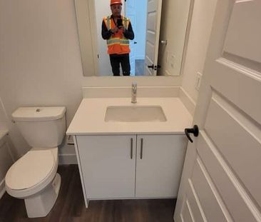 2 bedroom condo Waterloo - Photo 3