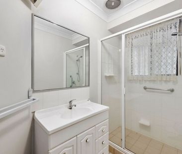 Large Unit Close to Clifford Gardens - Photo 5