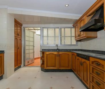 Carrer Manolo Taberner, Valencia, Valencian Community 46018 - Photo 6