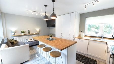 Egmont Court, Nottingham, NG2 - Photo 2