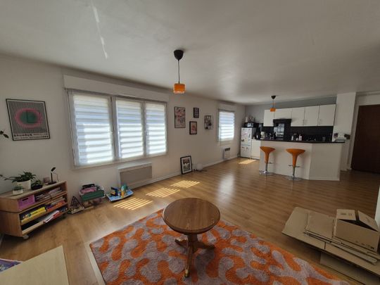 Location Appartement 2 pièces 53m² RONCHIN 59790 - Photo 1