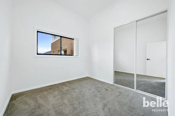 6 Wattleseed Avenue, Cobbitty. - Photo 1