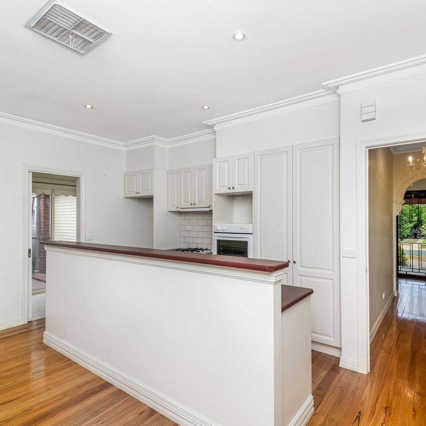 2/15 Weir Court - Photo 1