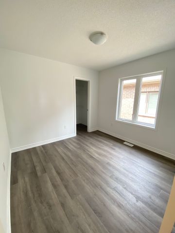 For Lease - 867 Whitlock Avenue, Milton, Ontario - Photo 4