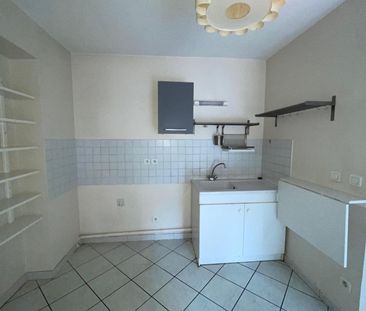 Location Appartement 2 pièces 30m² AUBENAS 07200 - Photo 1