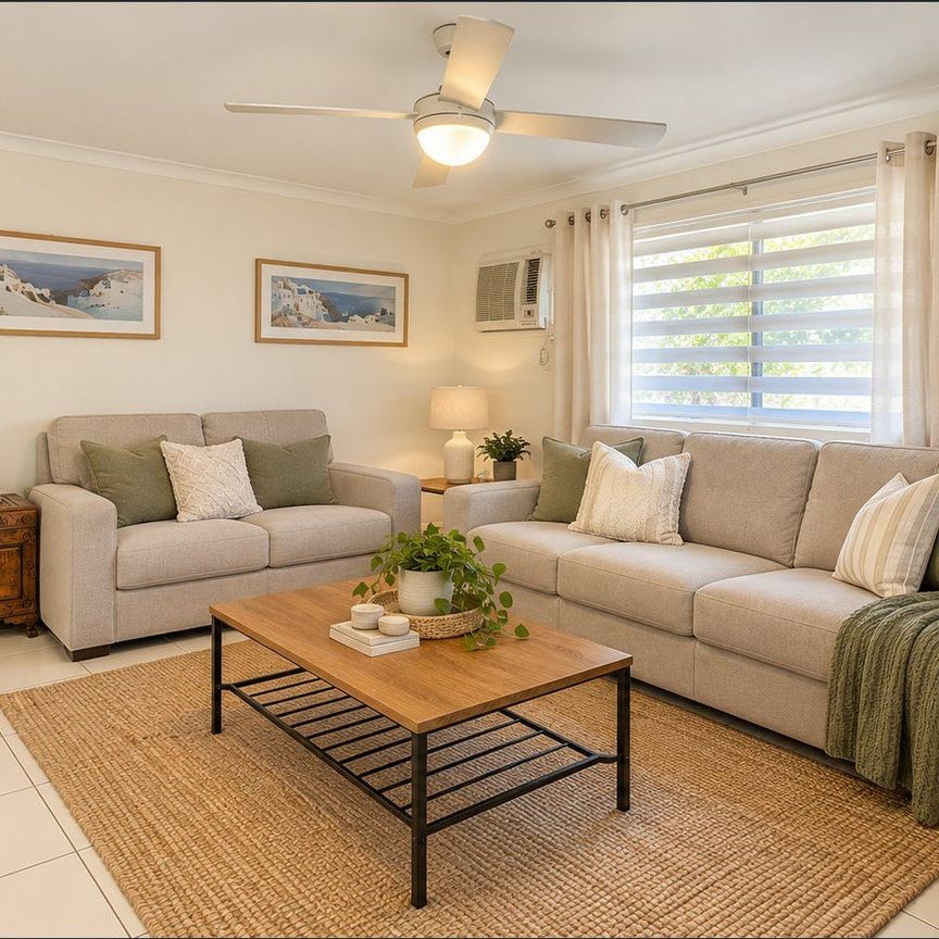 Charming Older-Style Home Close to the Beach - Photo 1