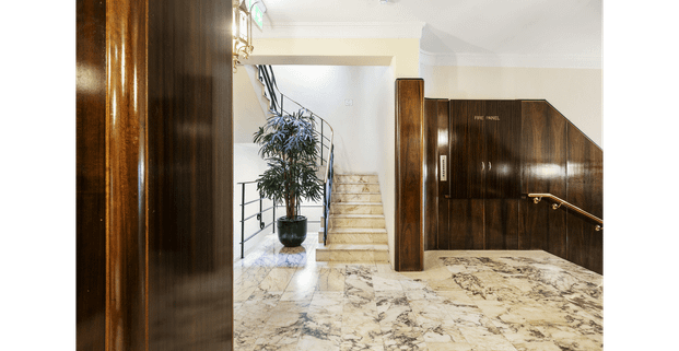 Unfurnished Art Deco One Bedroom Unit - Gowrie Gate - Photo 1